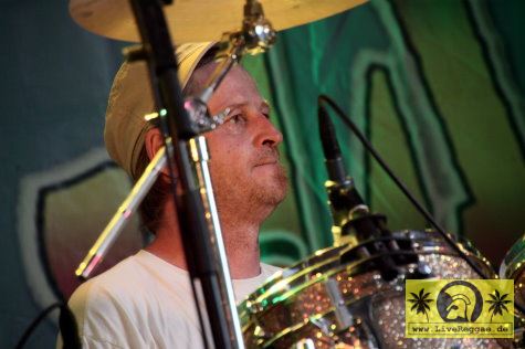 Uwe Banton (D) and The House Of Riddim Band 16. Reggae Jam Festival - Bersenbrueck 31. Juli 2010 (3).JPG